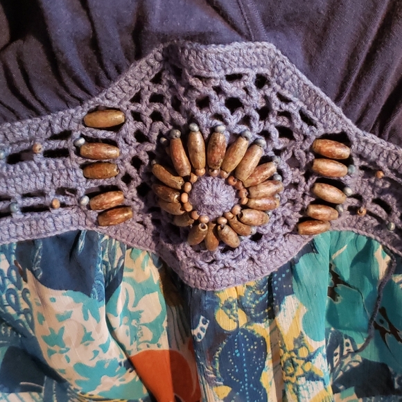 Top - Picture 3 of 3